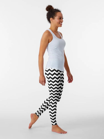 Black And White ZIG-ZAG leggings